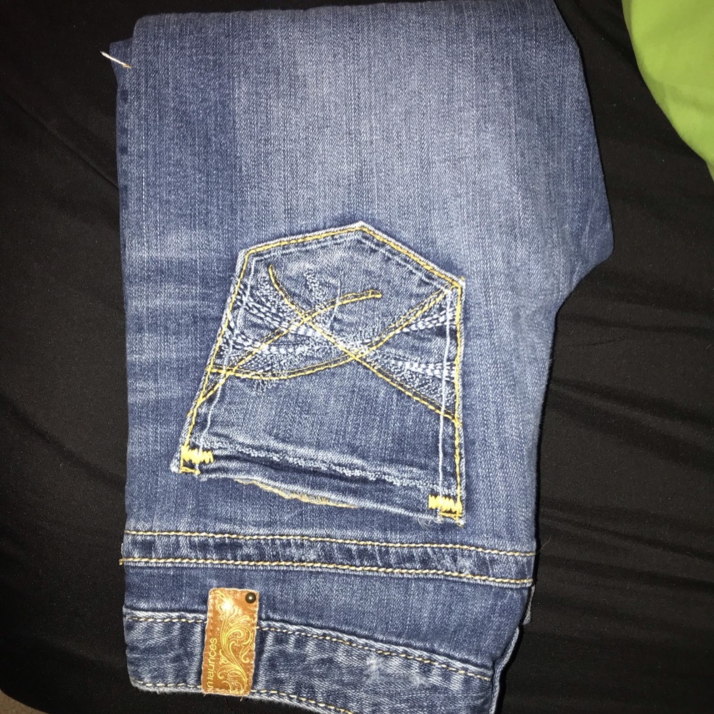 capris